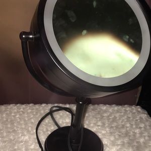 Mirror with lighting